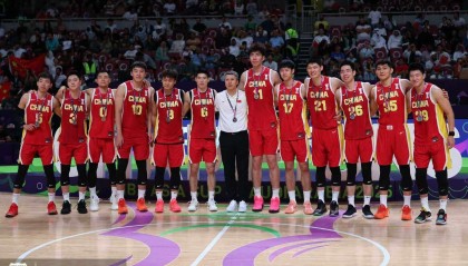 与上届相比 中国男篮本届亚洲杯话题讨论量增长107.9% 热搜144个