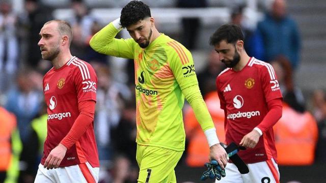 1744639137596036465.jpg manchester united 3.jpg