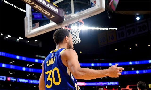 1703072966992029224.jpg 库里.jpg